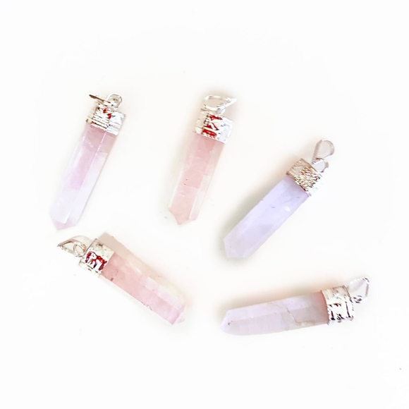 1 Rose Quartz Spike Pendant with Silver Decorative Cap - Picture 3 of 3